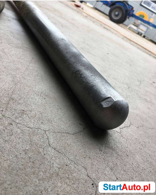 Wibrator do betonu z wzmocnionym wężem giętkim 5,5m 230V