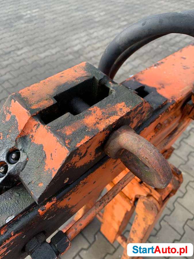 Widły grzebieniowe do palet Kinshofer 2T Hydrauliczne