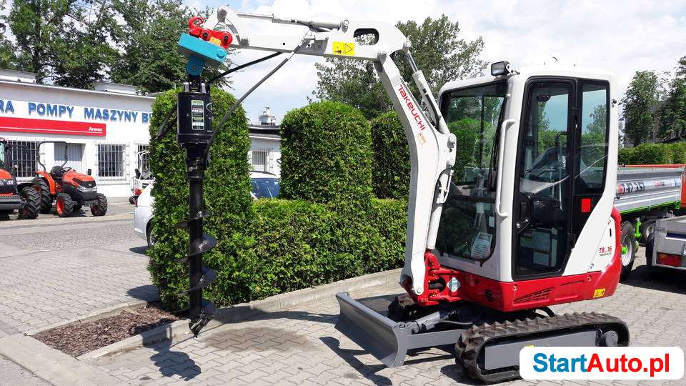 Wiertnica hydrauliczna DiGGA PD4-4 – nowy napęd wiertniczy