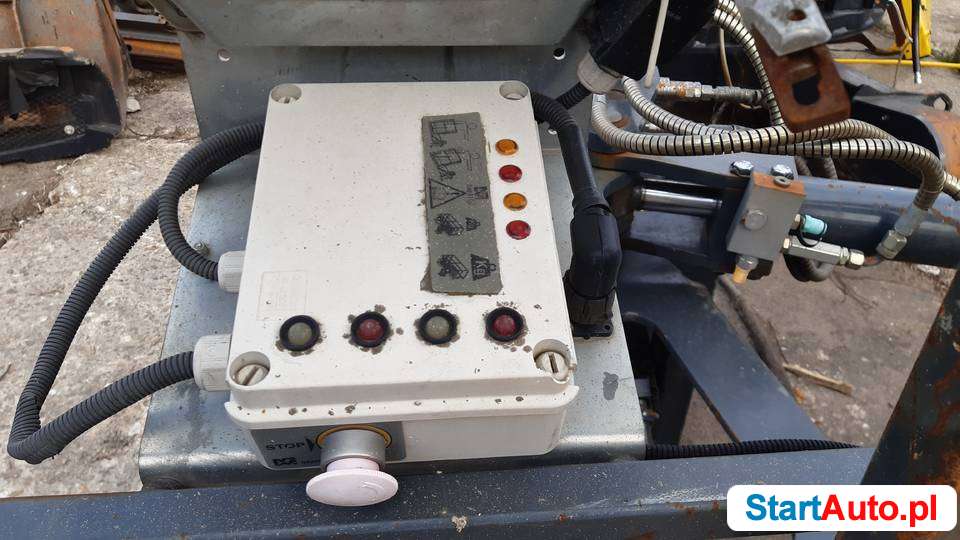 Wieża świetlnaSMC TL 90 Agregat prądotwórczy