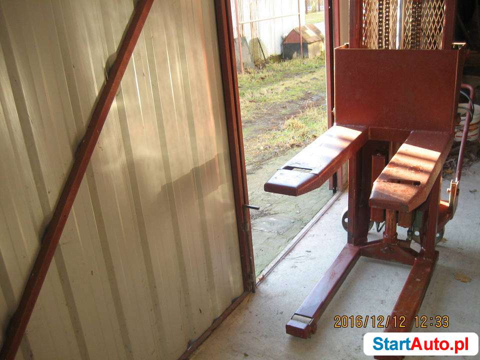 Wózek podnośnikowy elektryczny