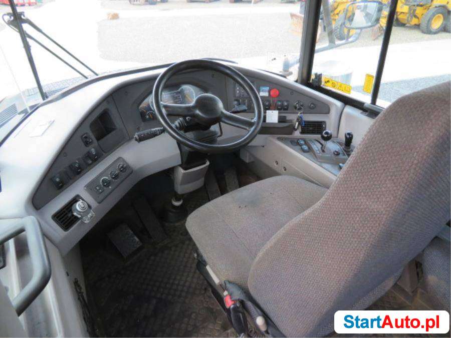 Volvo Dumper WOZIDLO osie naped 6X6 WYWROTKA