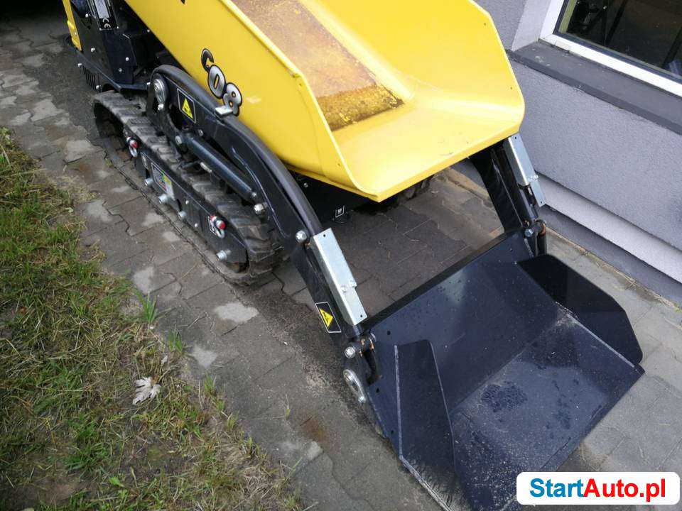 Yanmar C08 wozidło samozaładowcze, od ręki