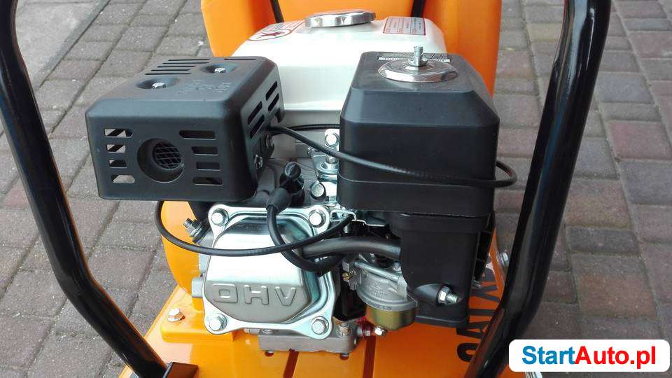 Zagęszczarka CAT XB80 – 105 kg