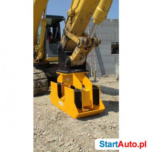 Zagęszczarka hydrauliczna GHEDINI do koparo – ładowarki
