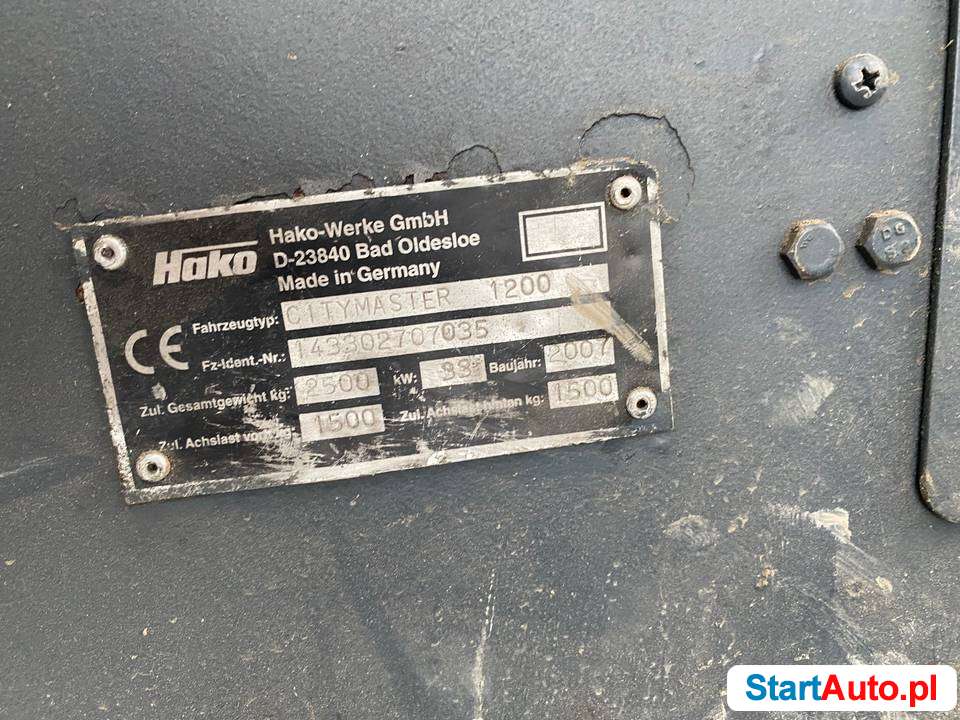 ZAMIATARKA HAKO CityMaster 1200 CX + dodatkowy osprzęt