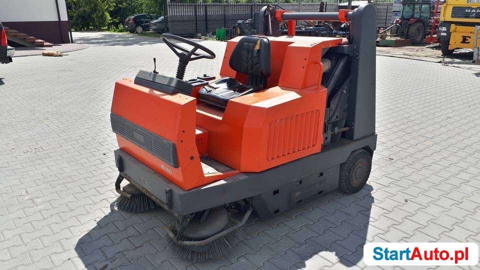 Zamiatarka HAKO Jonas 1450D diesel