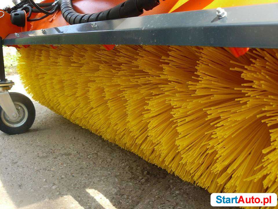 Zamiatarka komunalna ZML-120 szerokość robocza 120 cm