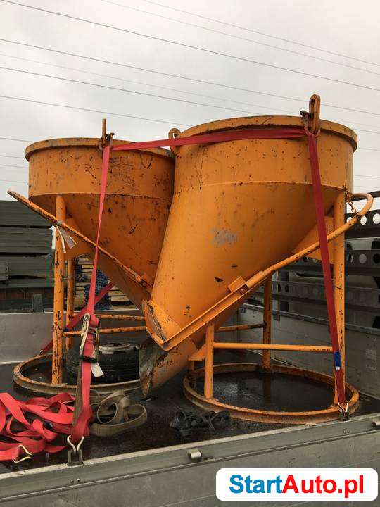 Zbiornik do betonu 750l spust boczy EICHINGER 2016