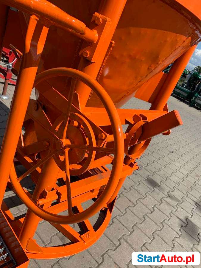 Zbiornik do betonu z podestem 500l bomba pojemnik kastra