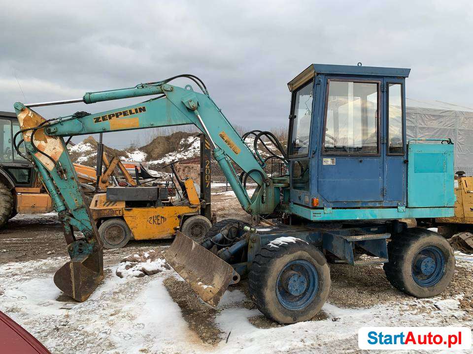 Zeppelin ZM6 – MIDI, Koparka Kołowa 4×4, 5500kg