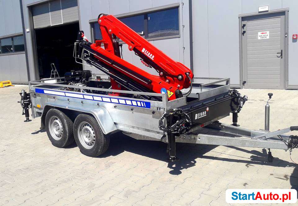 Żuraw przyczepa polskiej marki BEFARD o zasięgu pond 10 m