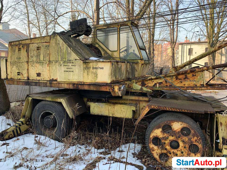 Żuraw samojezdny kołowy Polan ŻK-162