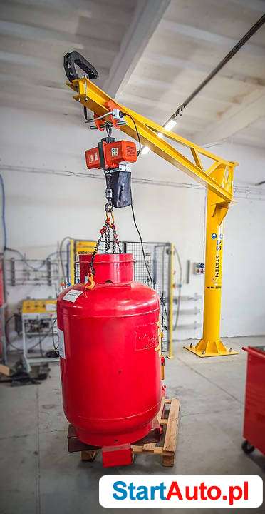 ŻURAW SŁUPOWY OBROTOWY