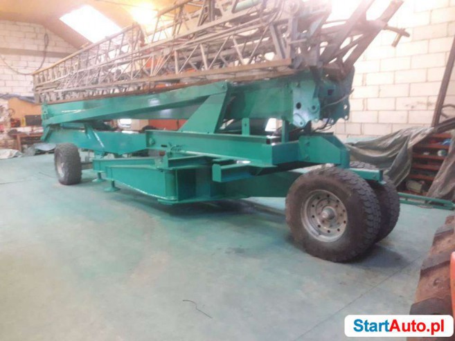 Żuraw wieżowy, hydrauliczny, samomontujący Cattaneo CM 75a,