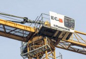 Żuraw Wieżowy Liebherr 110 EC-B z 2007r