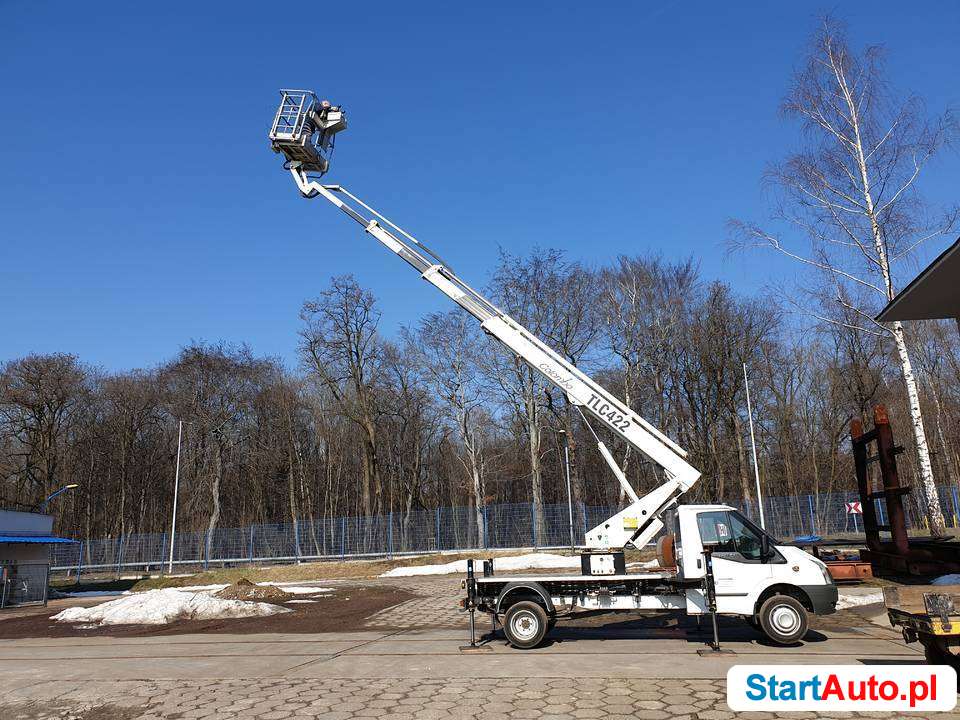 Zwyżka (podnośnik) TLC 422 FORD Transit T350