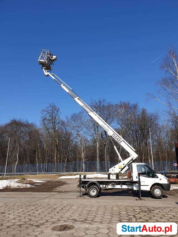 Zwyżka (podnośnik) TLC 422 FORD Transit T350